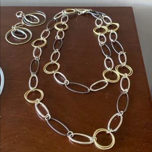 Necklace and earring set